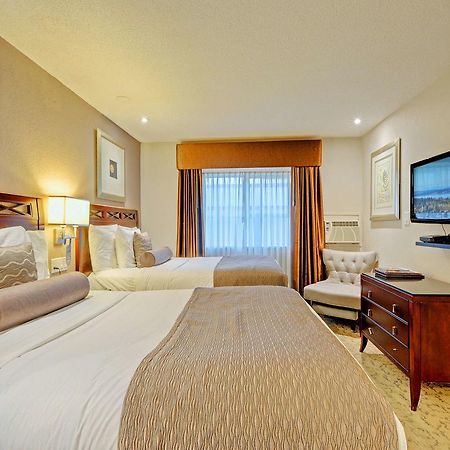 Red Lion Inn And Suites Виктория Экстерьер фото
