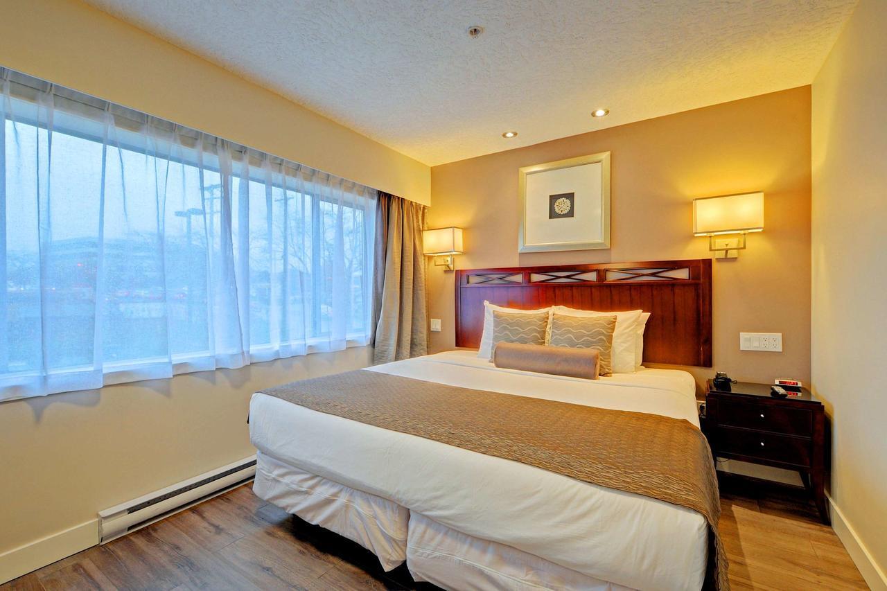 Red Lion Inn And Suites Виктория Экстерьер фото